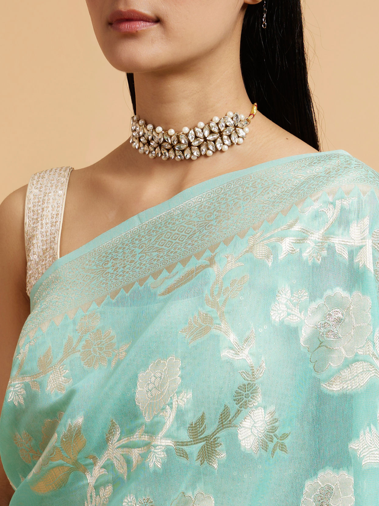 alt message - Mohey Women Sea-Green Radiance Saree image number 3