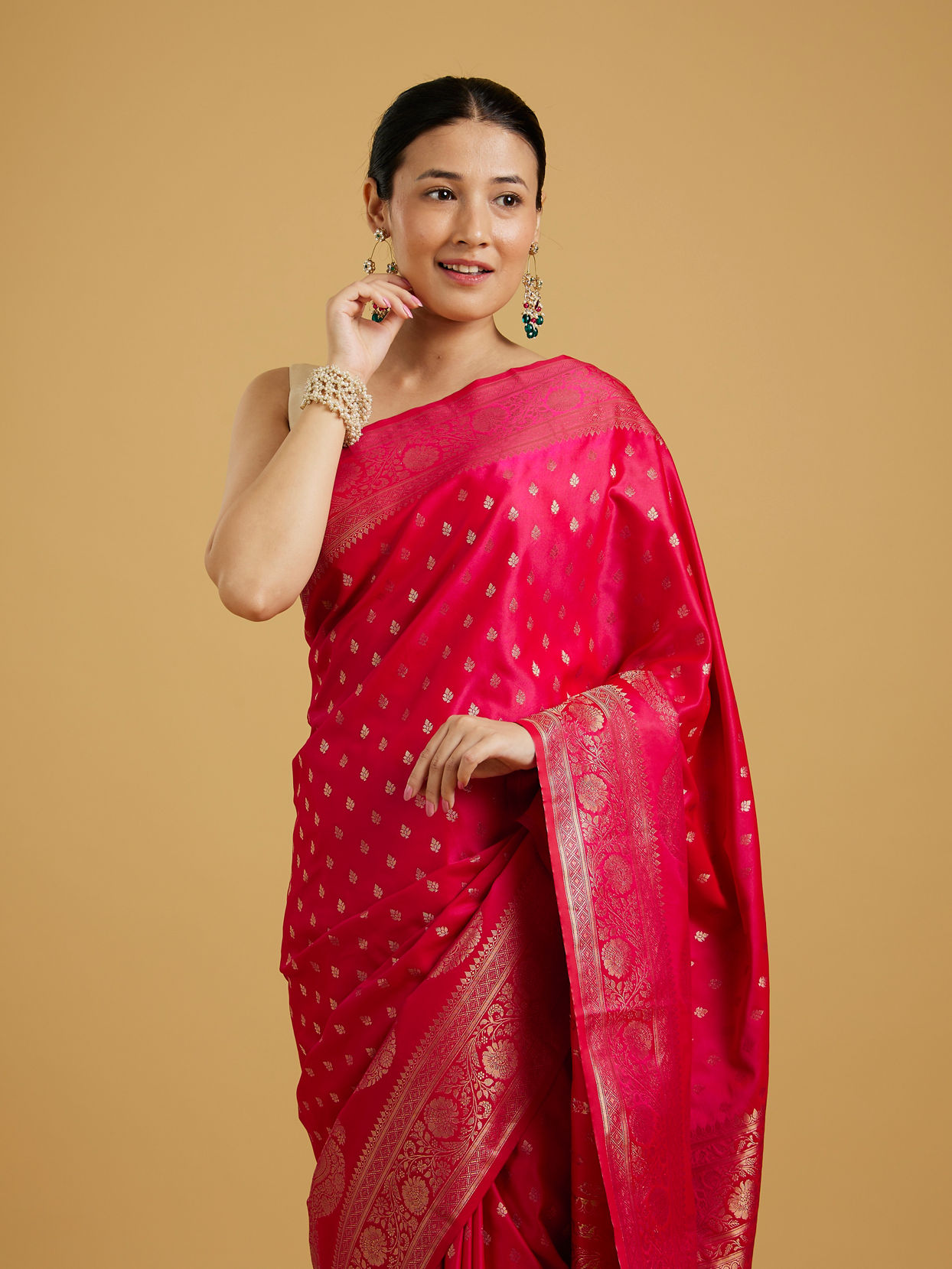 Mohey Women Ravishing Rani Pink Charm Saree