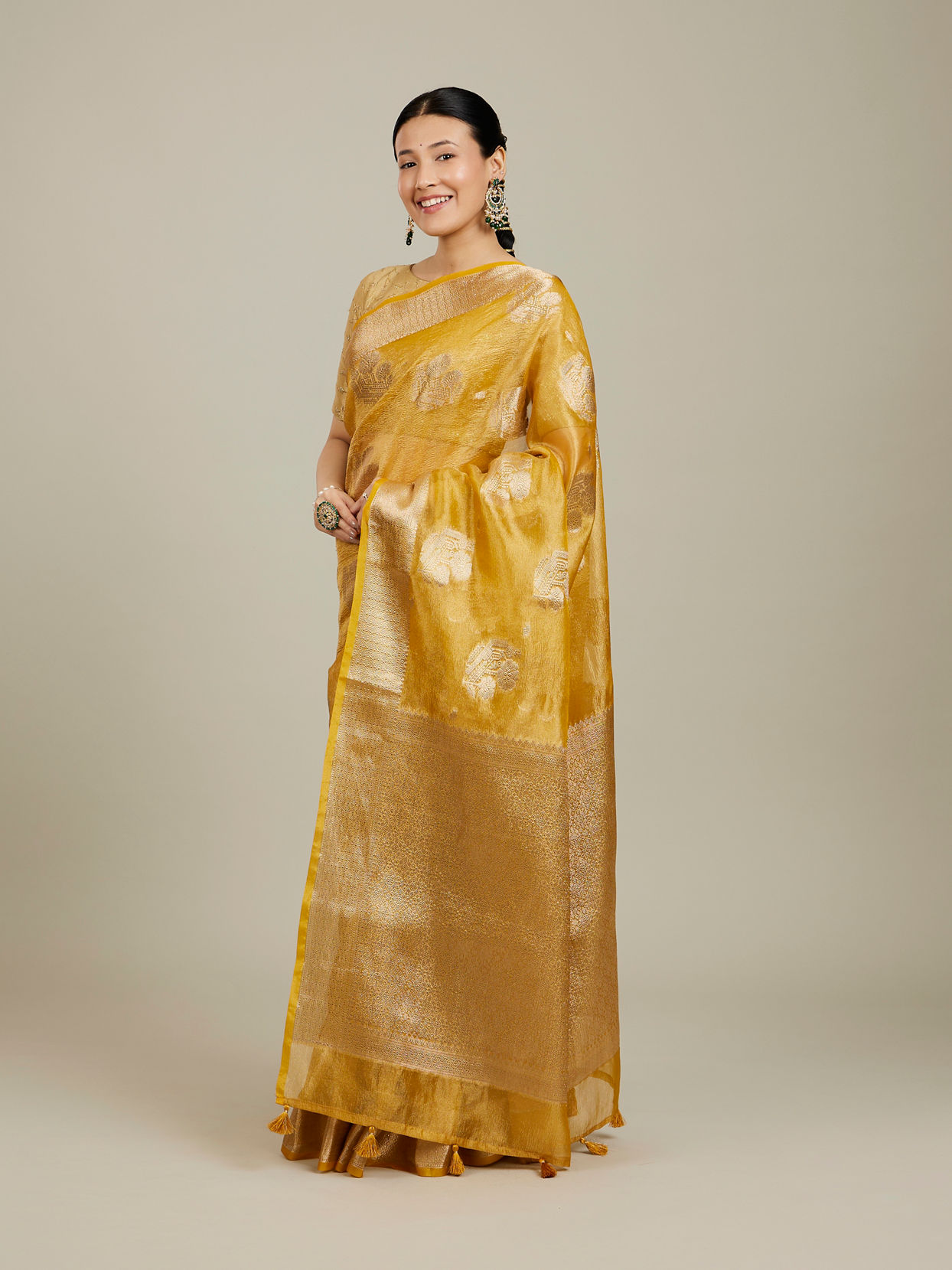 Mohey Women Mustard Yellow Enchantress Saree