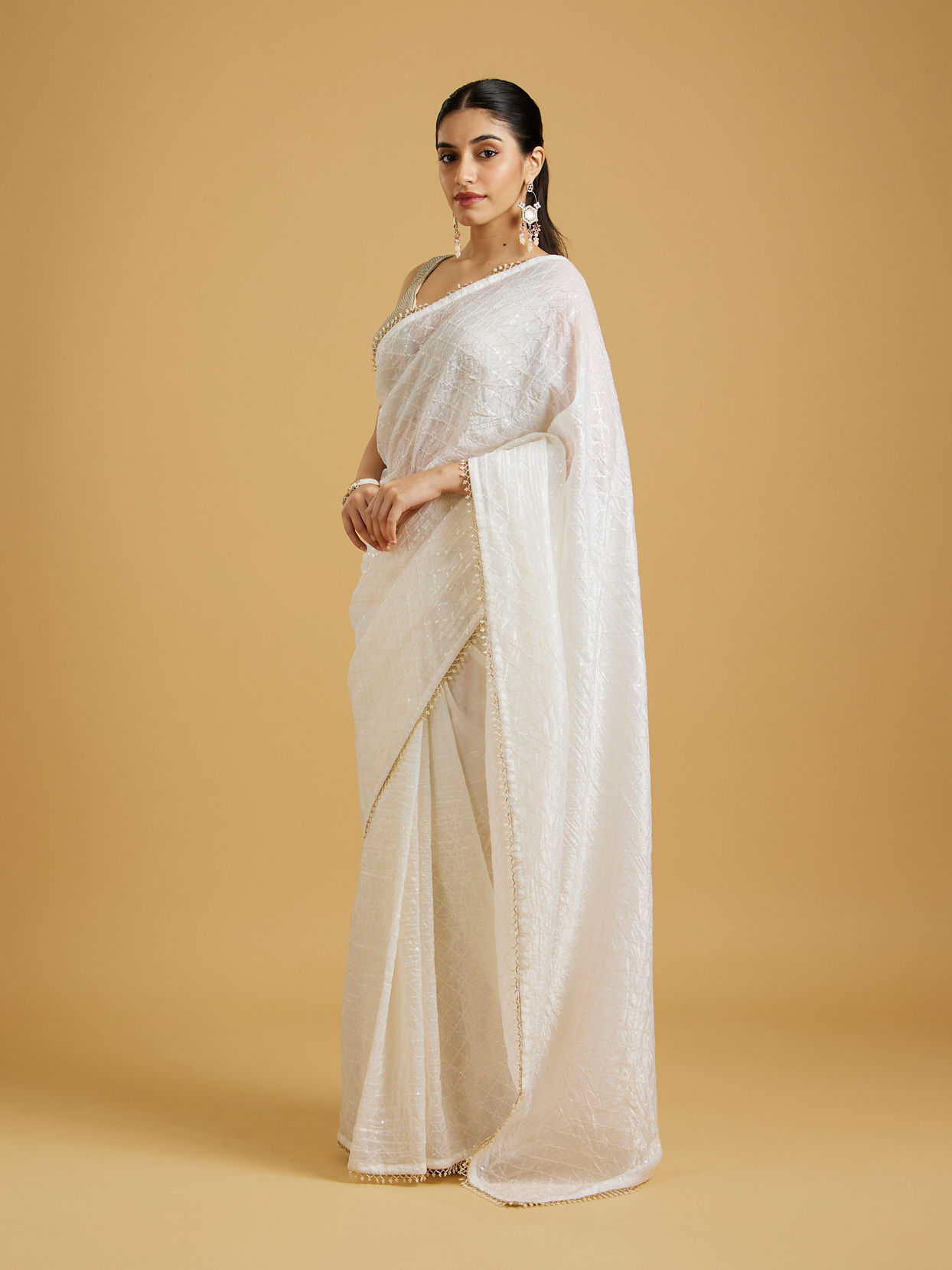 Mohey Women Ethereal Cream Organza Saree