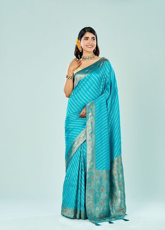 Mohey Women Sapphire Glow Traditional Saree