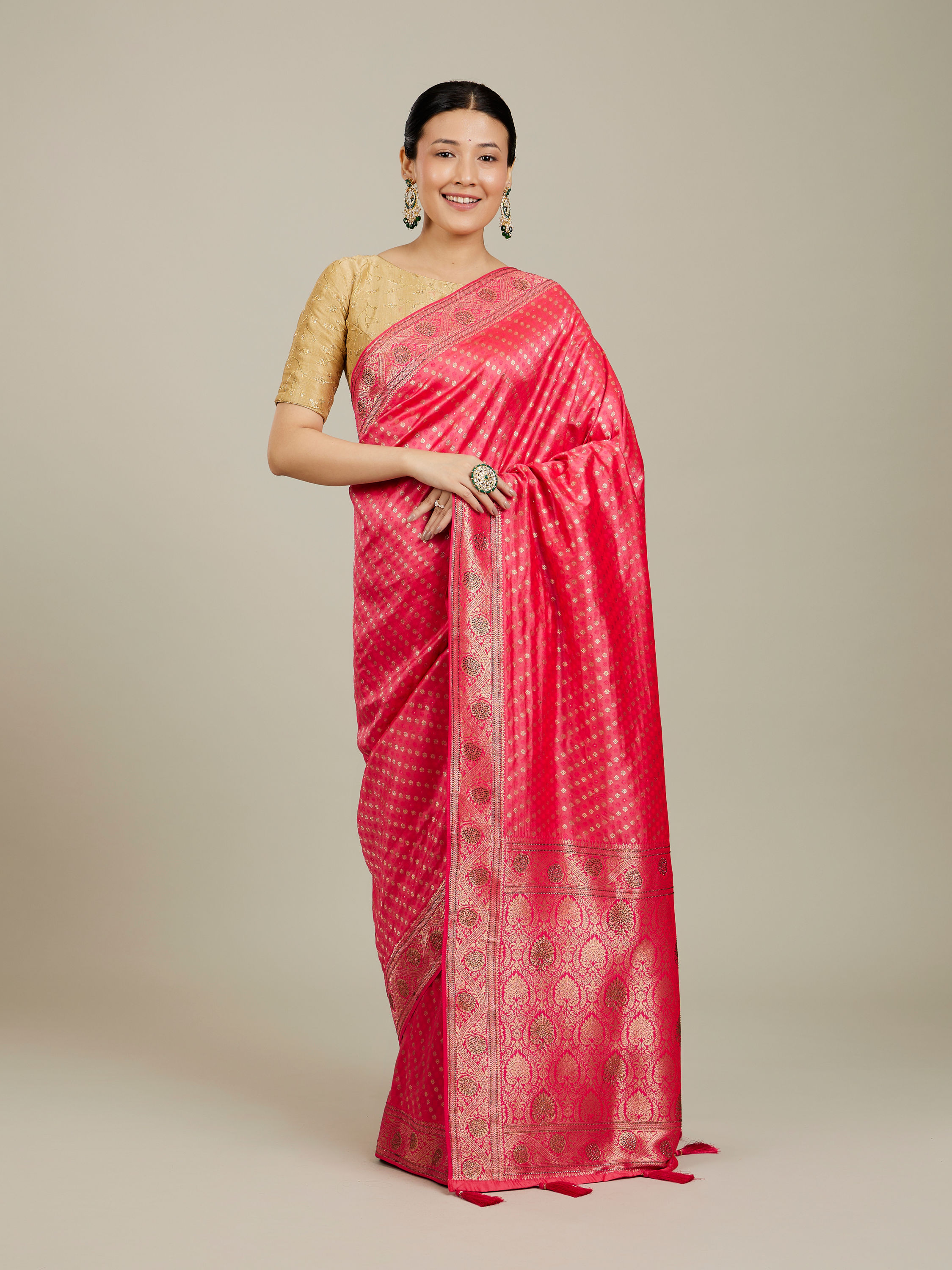 Mohey Women Pink Festive Charm Saree