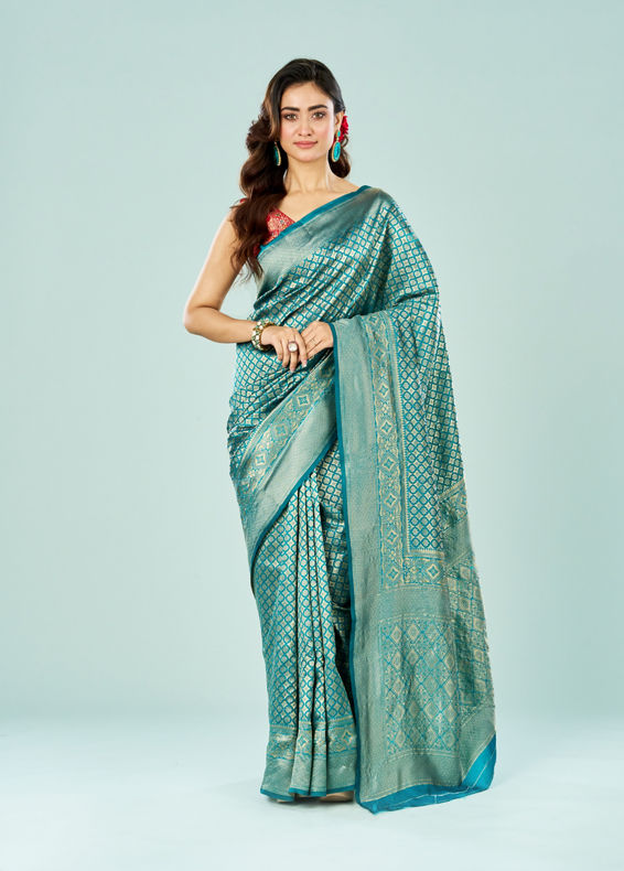 Mohey Women Emerald Dream Art Silk Saree