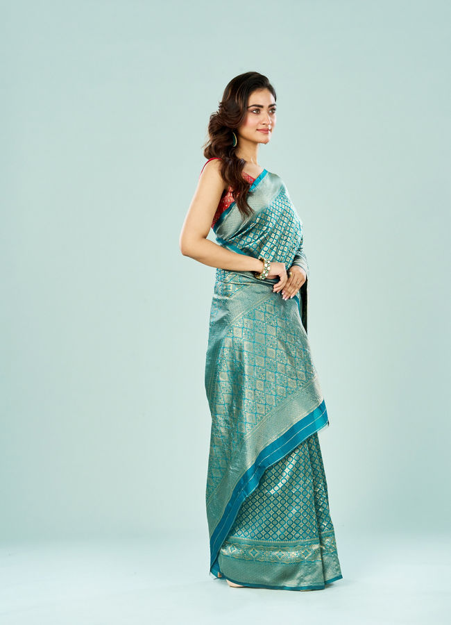 Mohey Women Emerald Dream Art Silk Saree