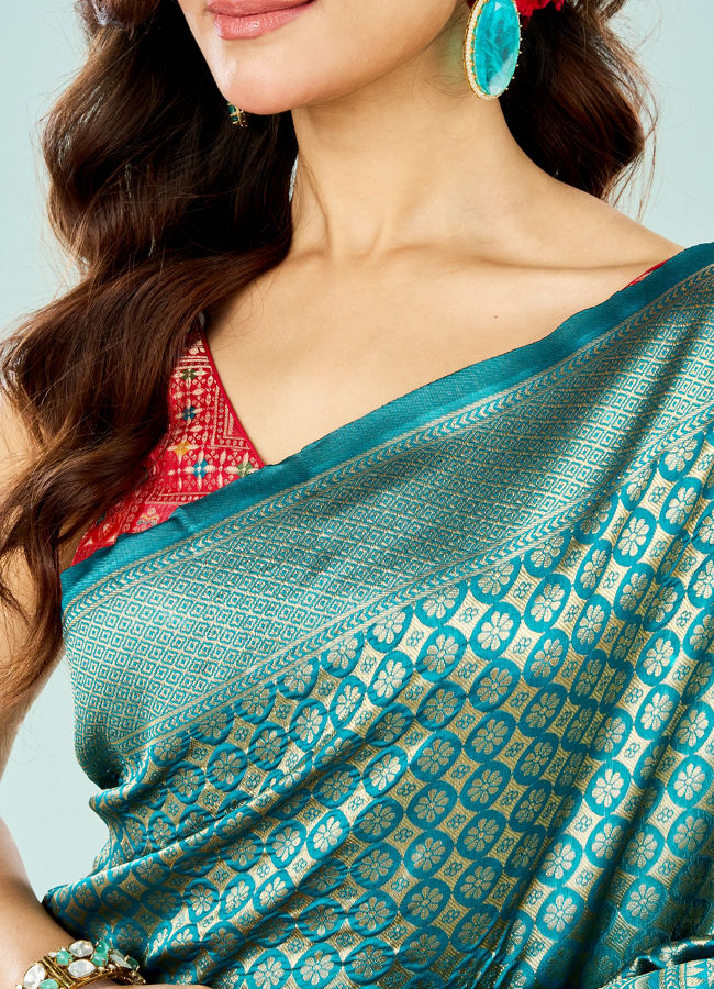 Mohey Women Emerald Dream Art Silk Saree