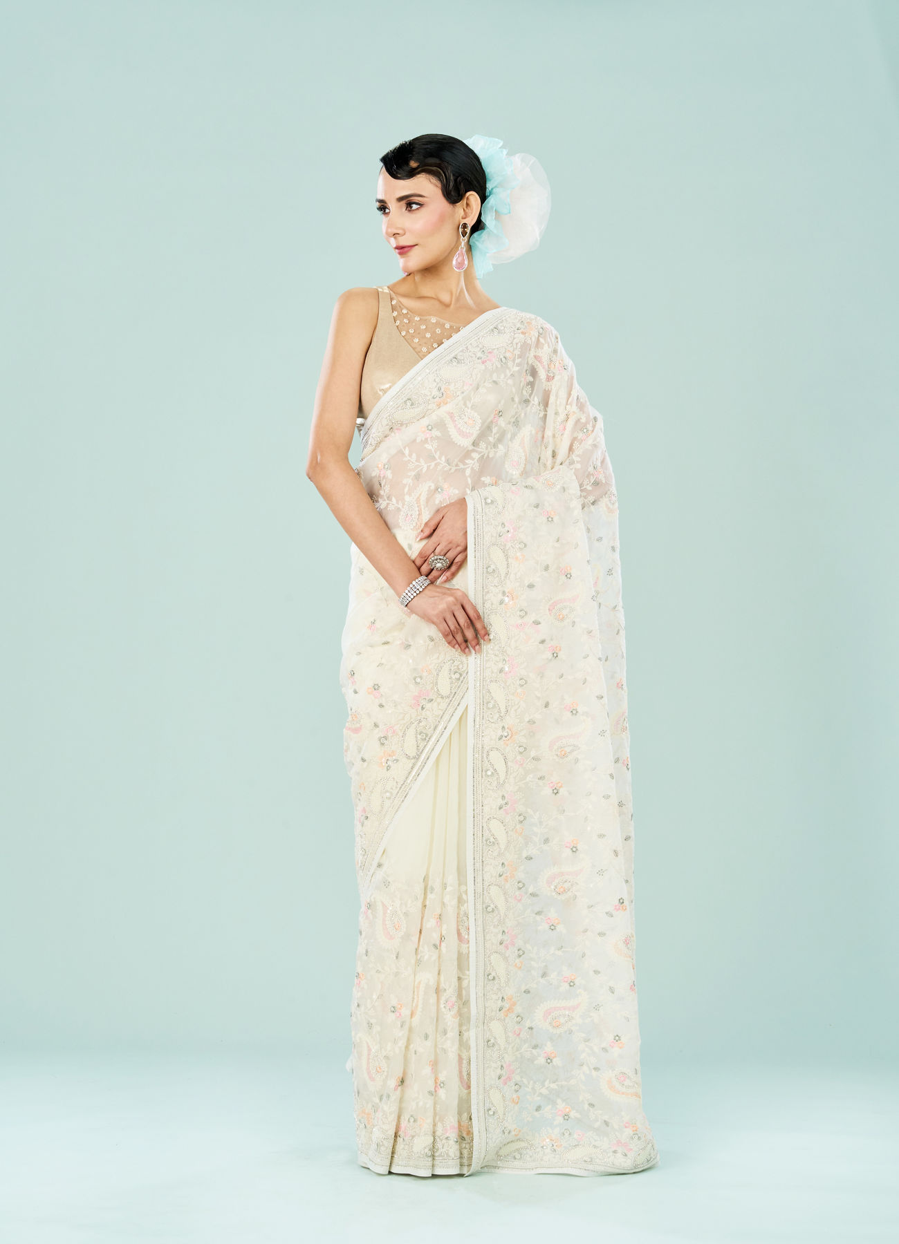 Mohey Women Elegant Cream Organza Saree
