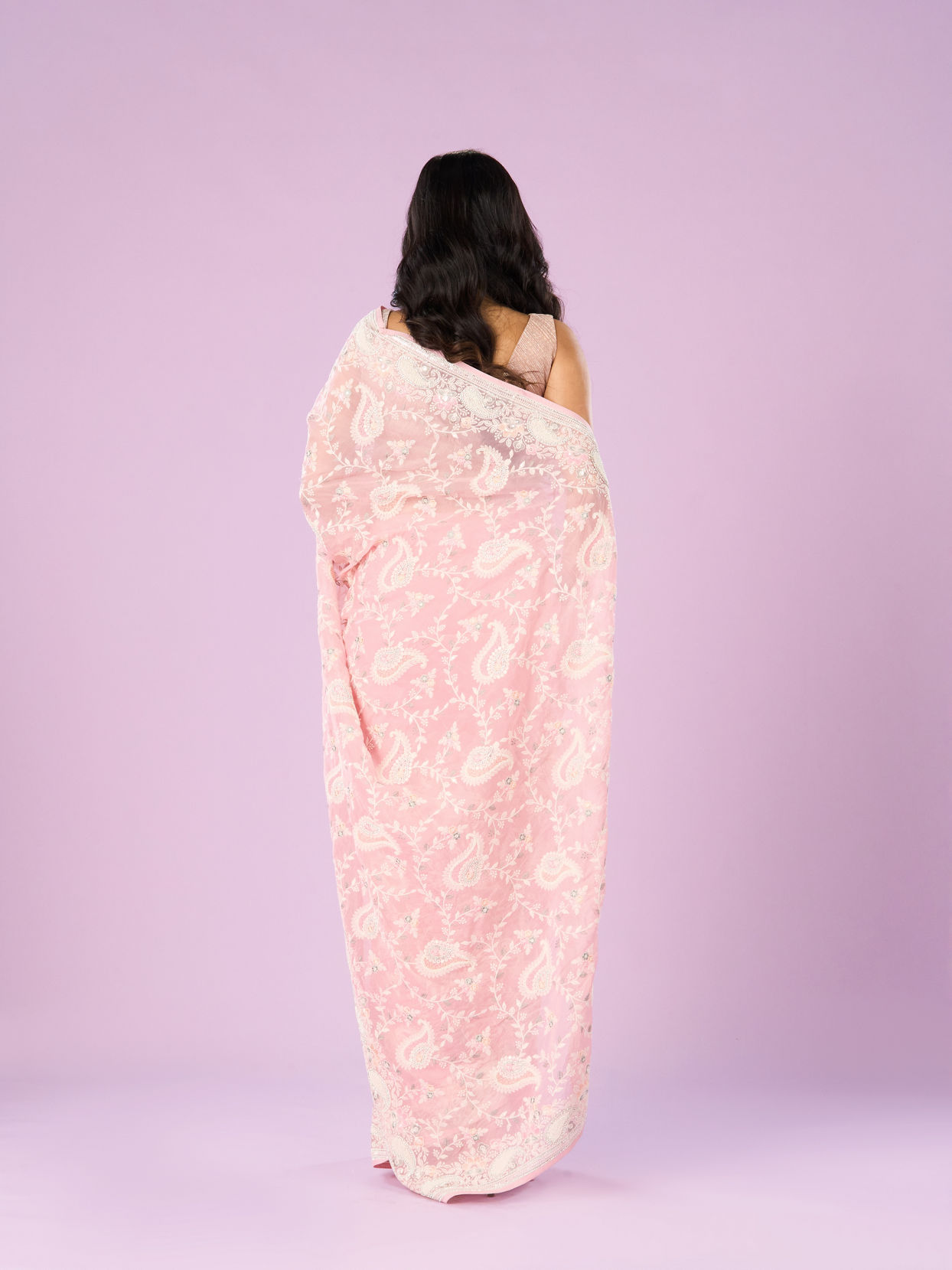 Mohey Women Enchanting Pink Organza Saree