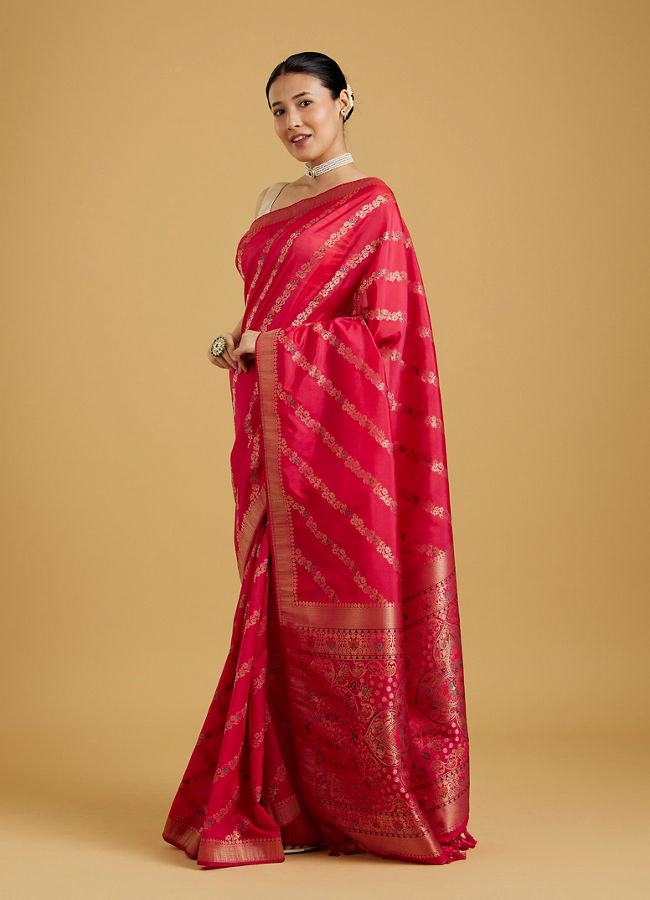 Mohey Women Ravishing Rani Colored Saree image number 2