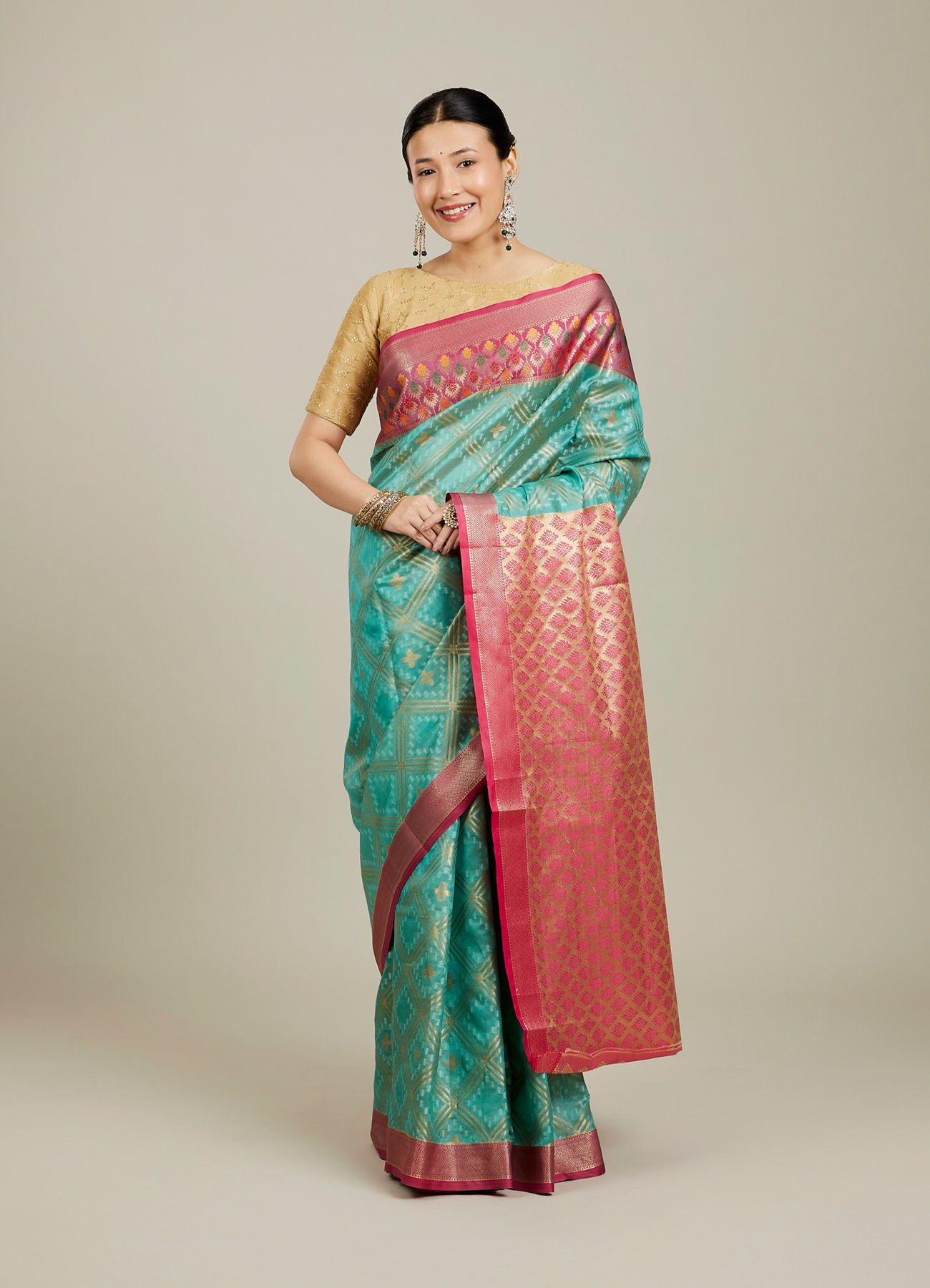 Mohey Women Turquoise Blue Grid Patterned Saree with Buta Motifs