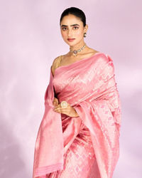 Mohey Women Elegant Pink Saree