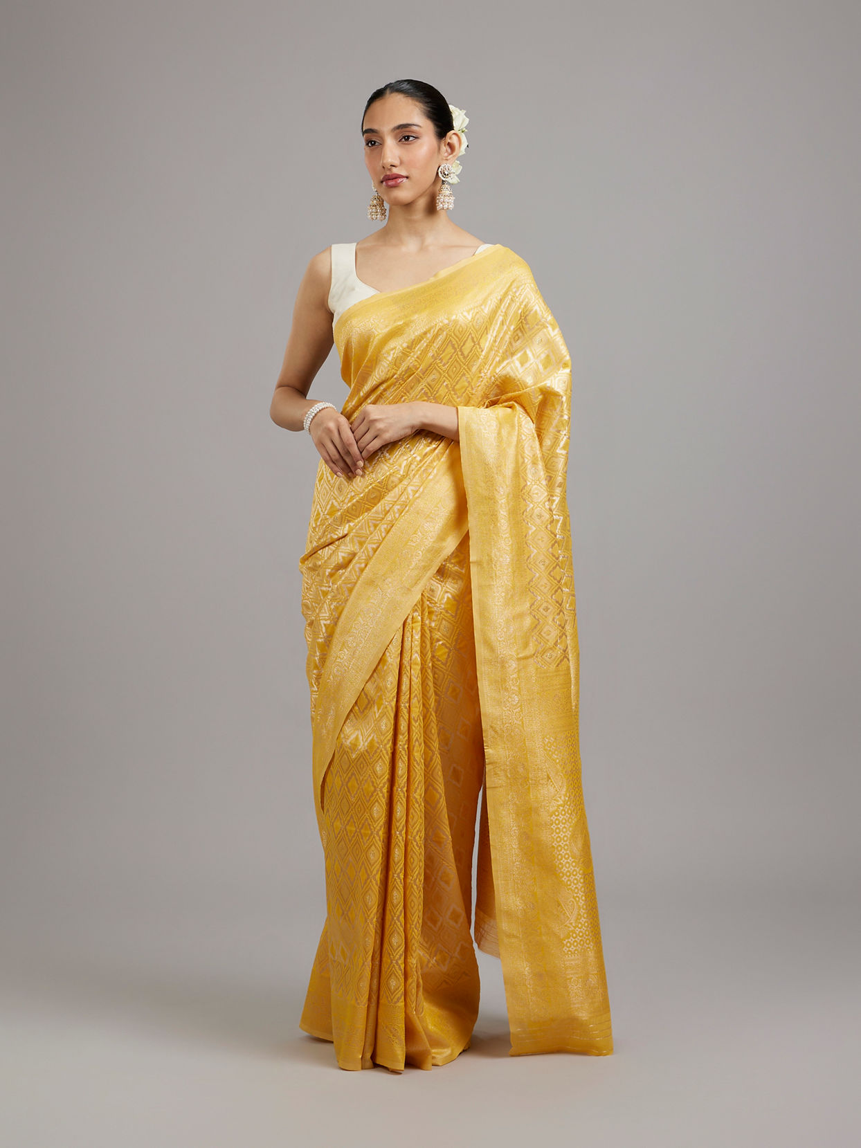 Mohey Women Sun-Kissed Yellow Festive Saree
