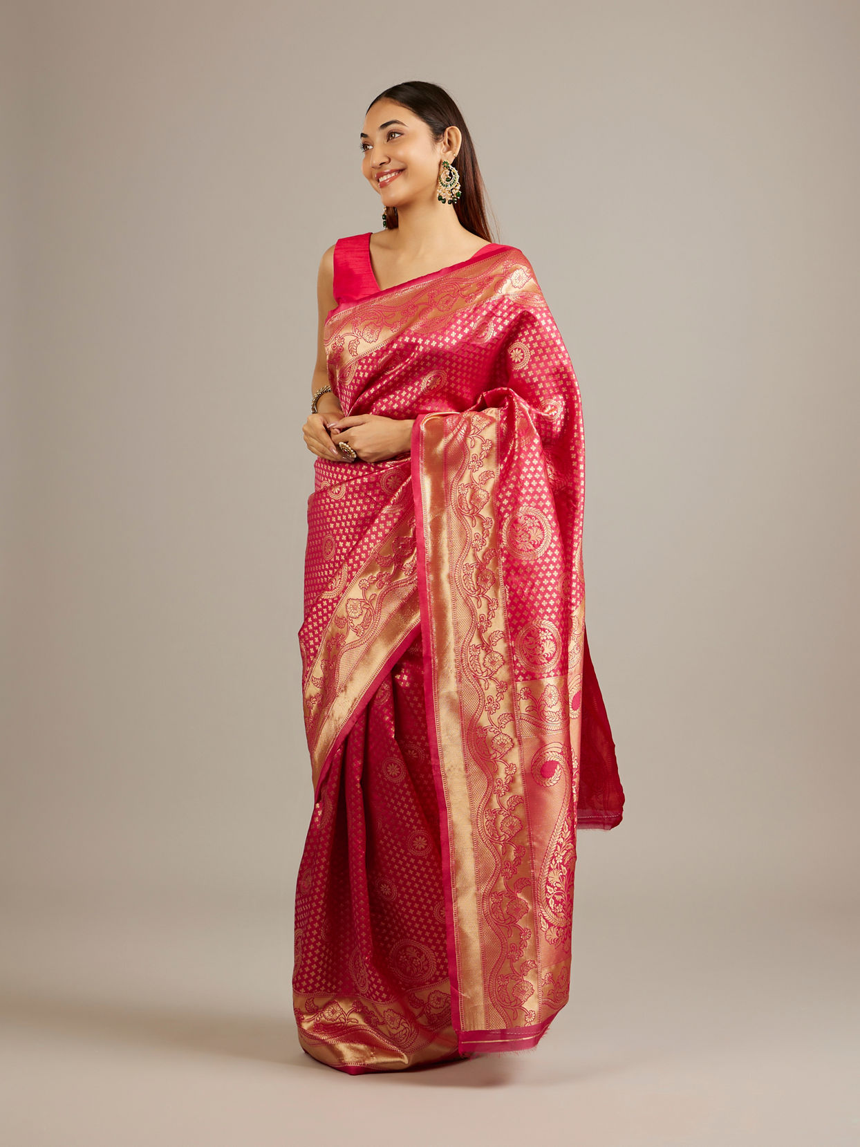 Mohey Women Rani Pink Floral Buta Patterned Saree with Intricate Bel Buti Borders