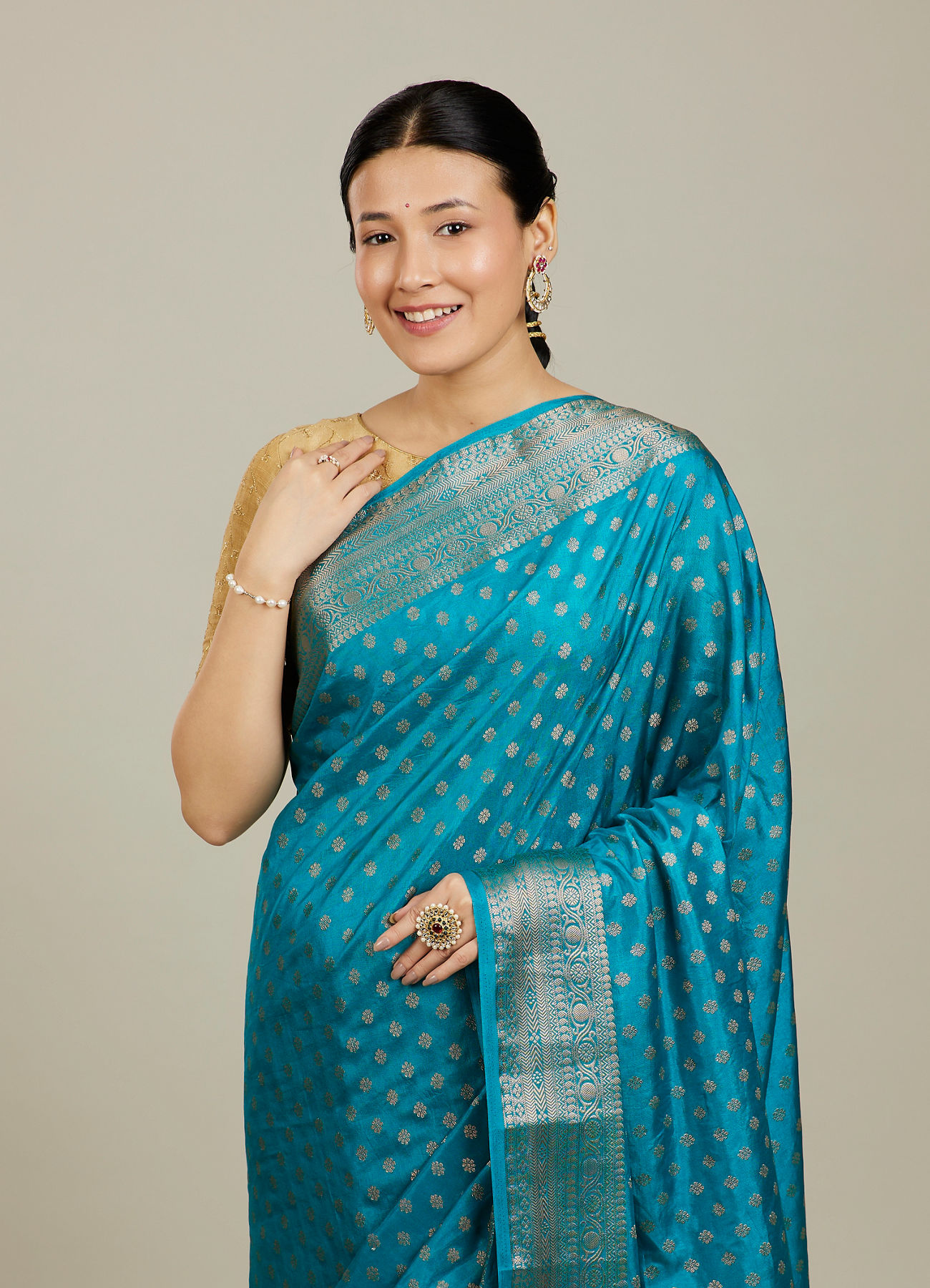 Mohey Women Teal Blue Buta Patterned Saree with Intricate Borders