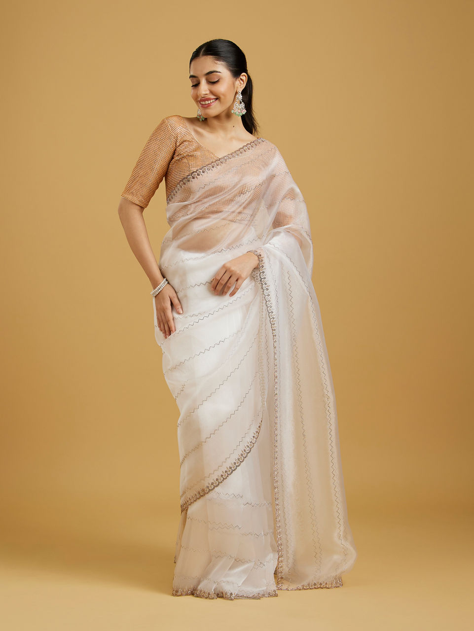 Mohey Women Ethereal White Elegance Saree