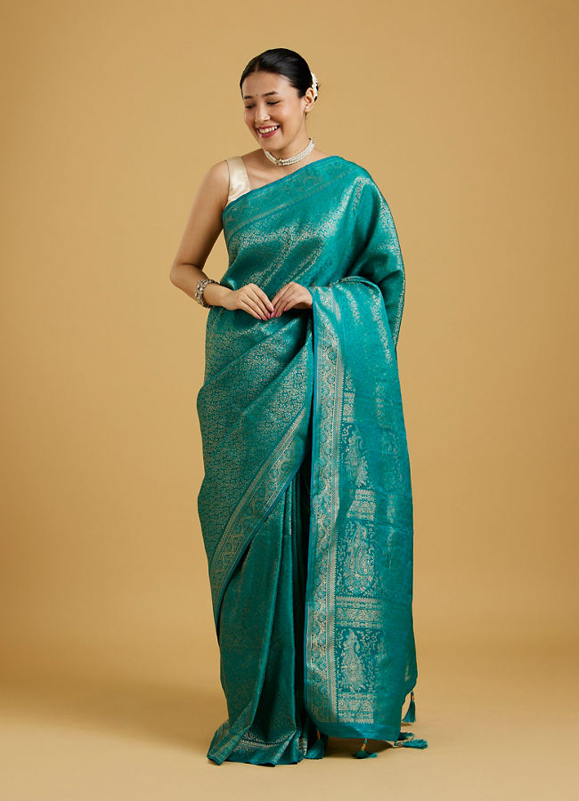 Mohey Women Majestic Rama Green Elegance Saree image number 0