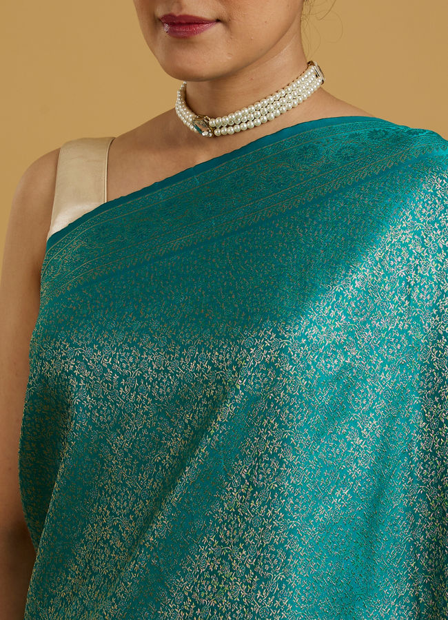 Mohey Women Majestic Rama Green Elegance Saree