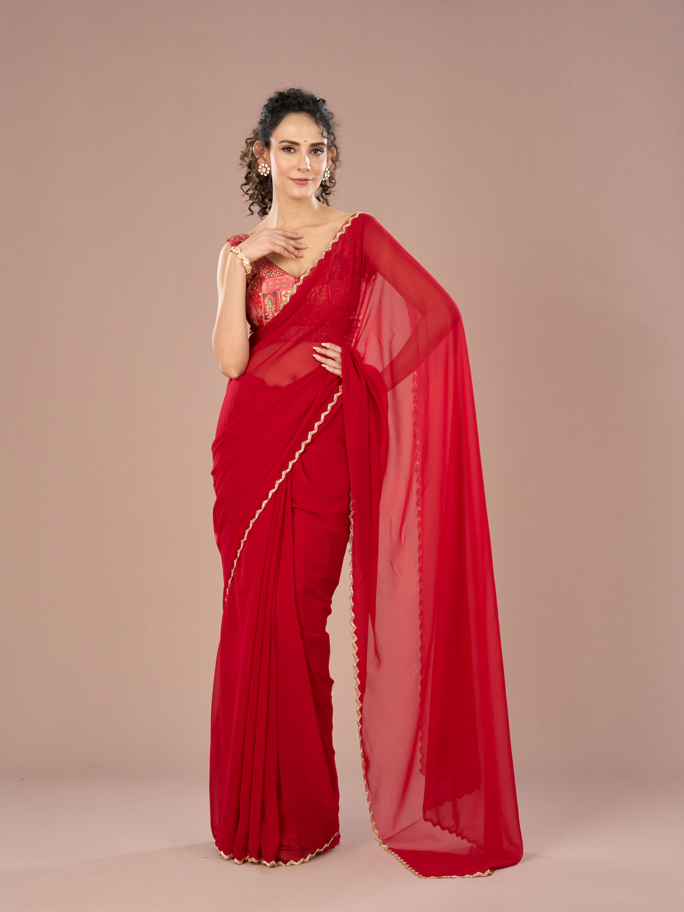 Mohey Women Georgette Enchantress Red Saree