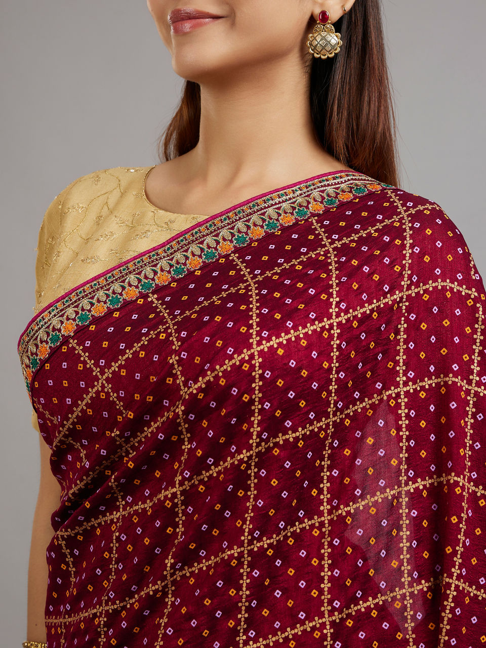 Mohey Women Wine Elegance Saree