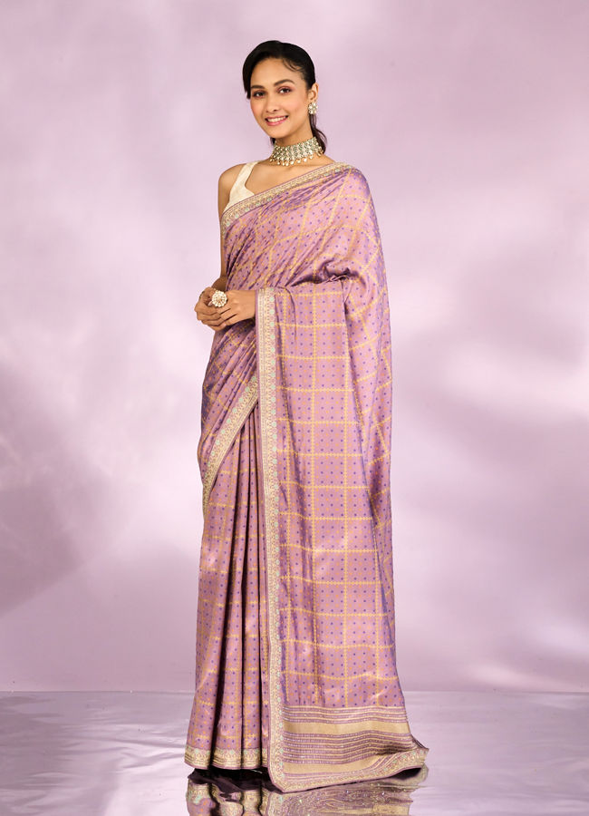 Mohey Women Purple Elegance Silk Saree