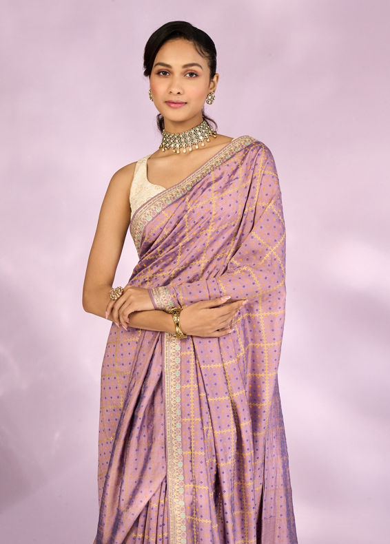Mohey Women Purple Elegance Silk Saree