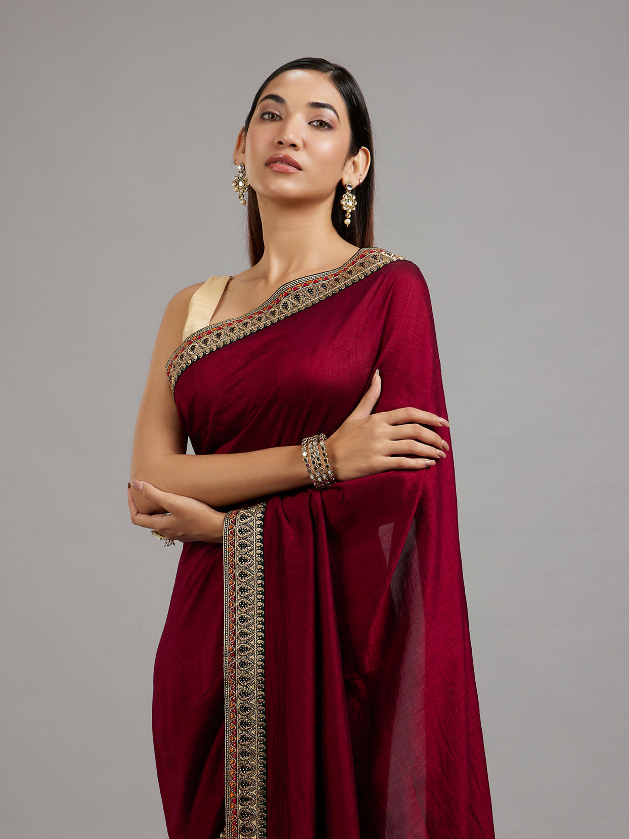 Mohey Women Wine Elegance Saree