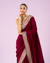 Mohey Women Maroon Majesty Women Saree