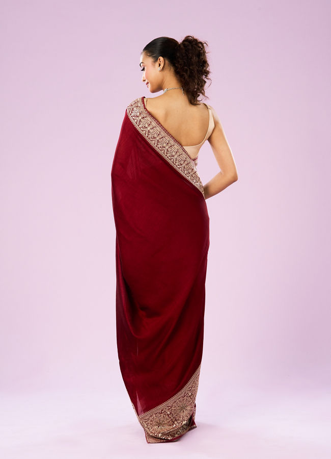 Mohey Women Exquisite Wine Hued Saree