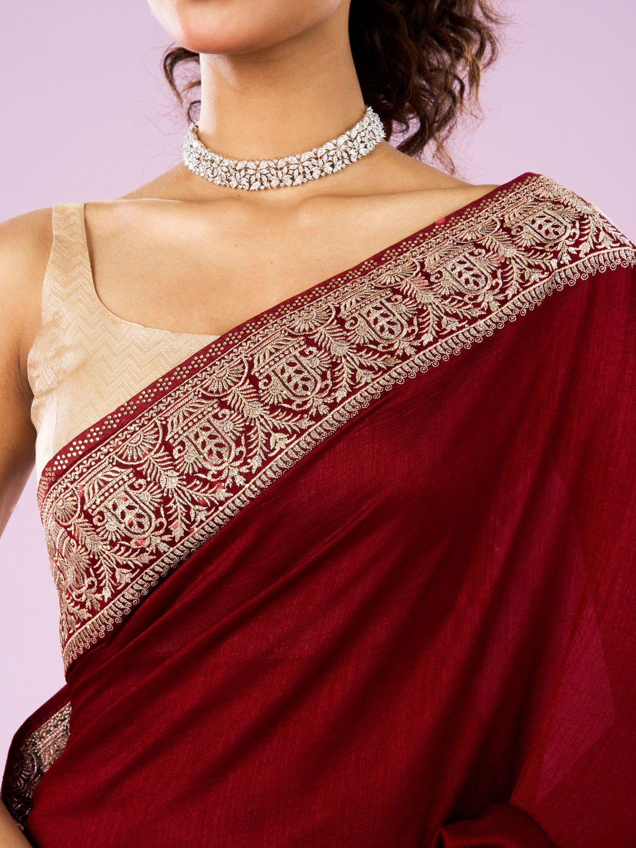 Mohey Women Exquisite Wine Hued Saree