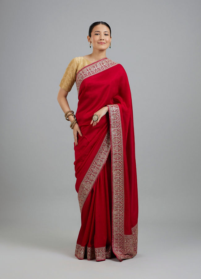Mohey Women Pink Elegance Saree