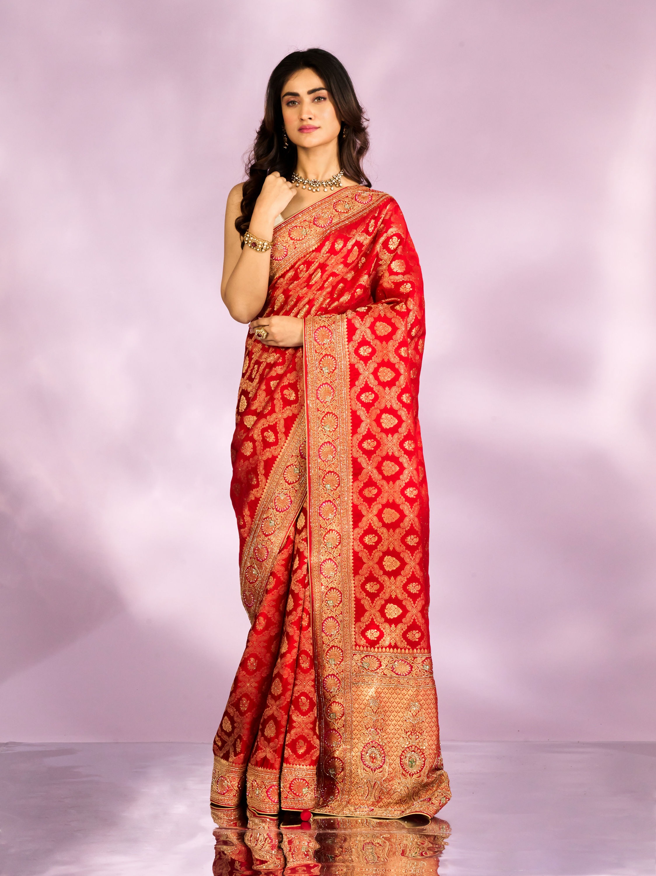 Mohey Women Flaming Red Elegance Saree