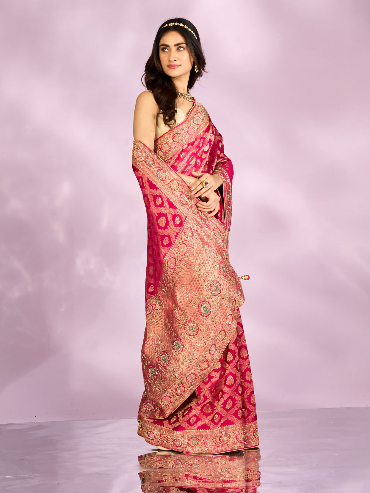 Mohey Women Pink Art Silk Bridal Saree