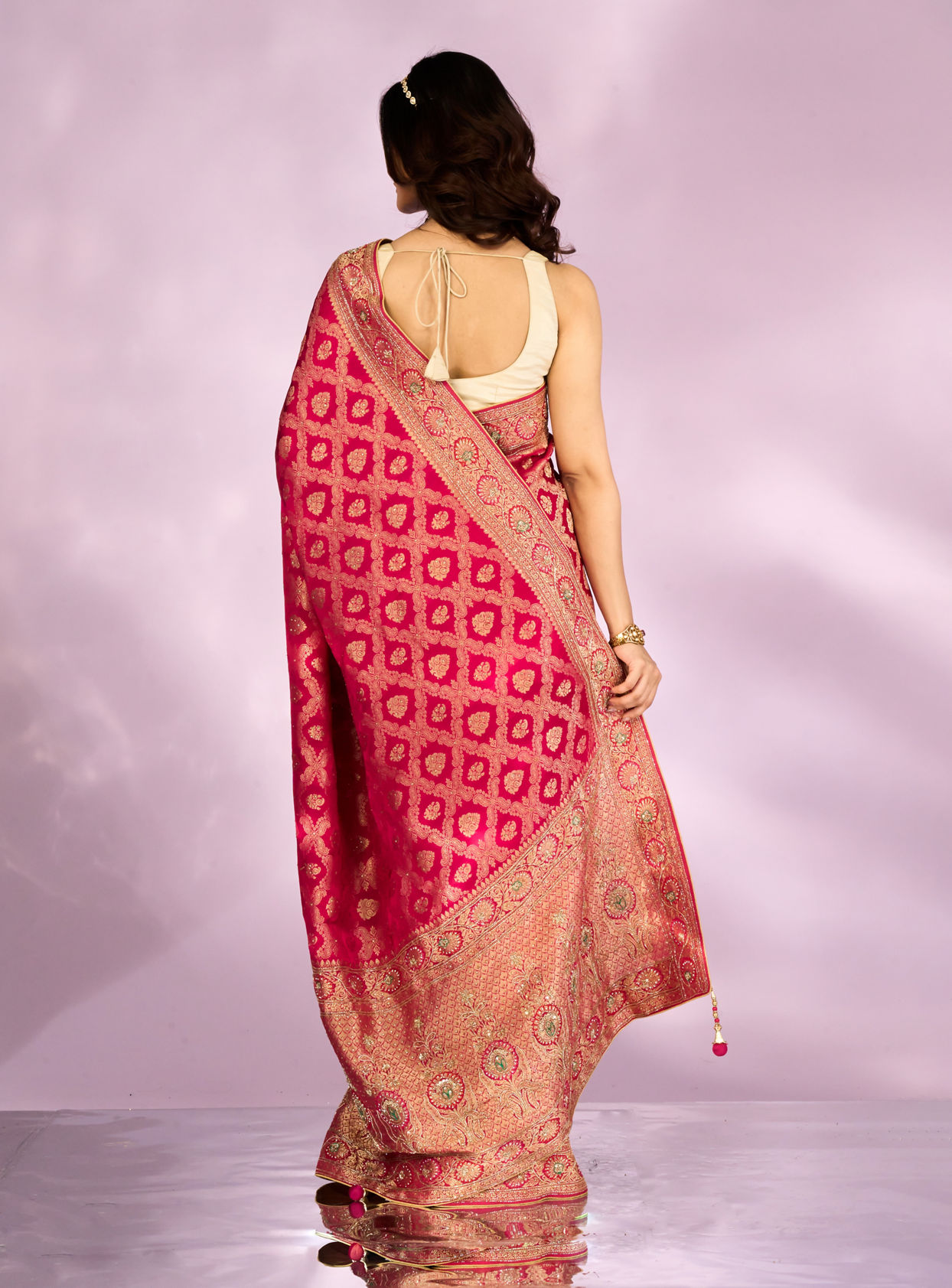 Mohey Women Pink Art Silk Bridal Saree