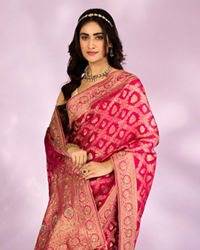 Mohey Women Pink Art Silk Bridal Saree