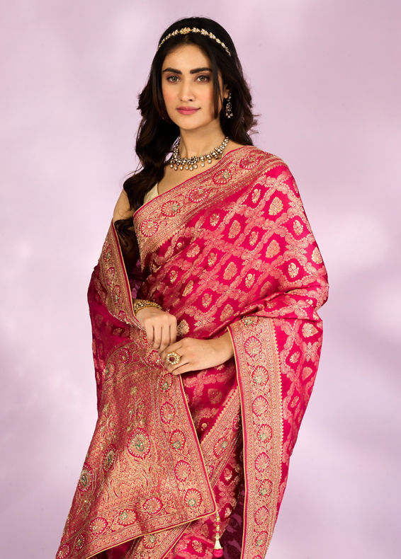 Mohey Women Pink Art Silk Bridal Saree