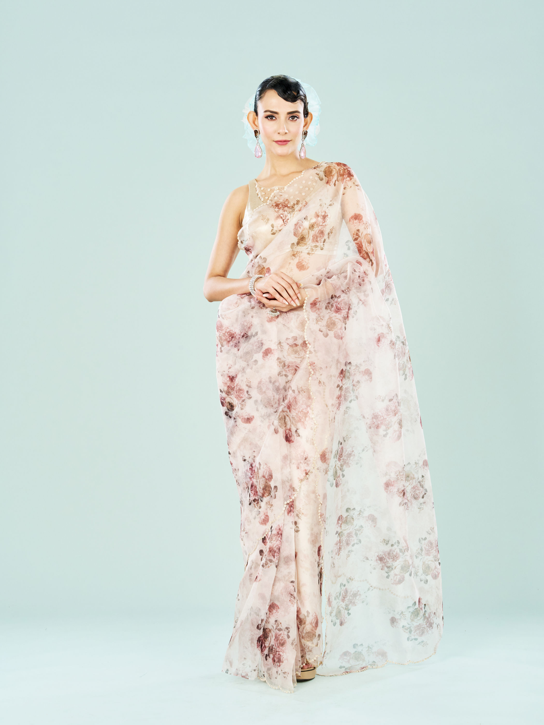 Mohey Women Organza Cream Radiance Saree