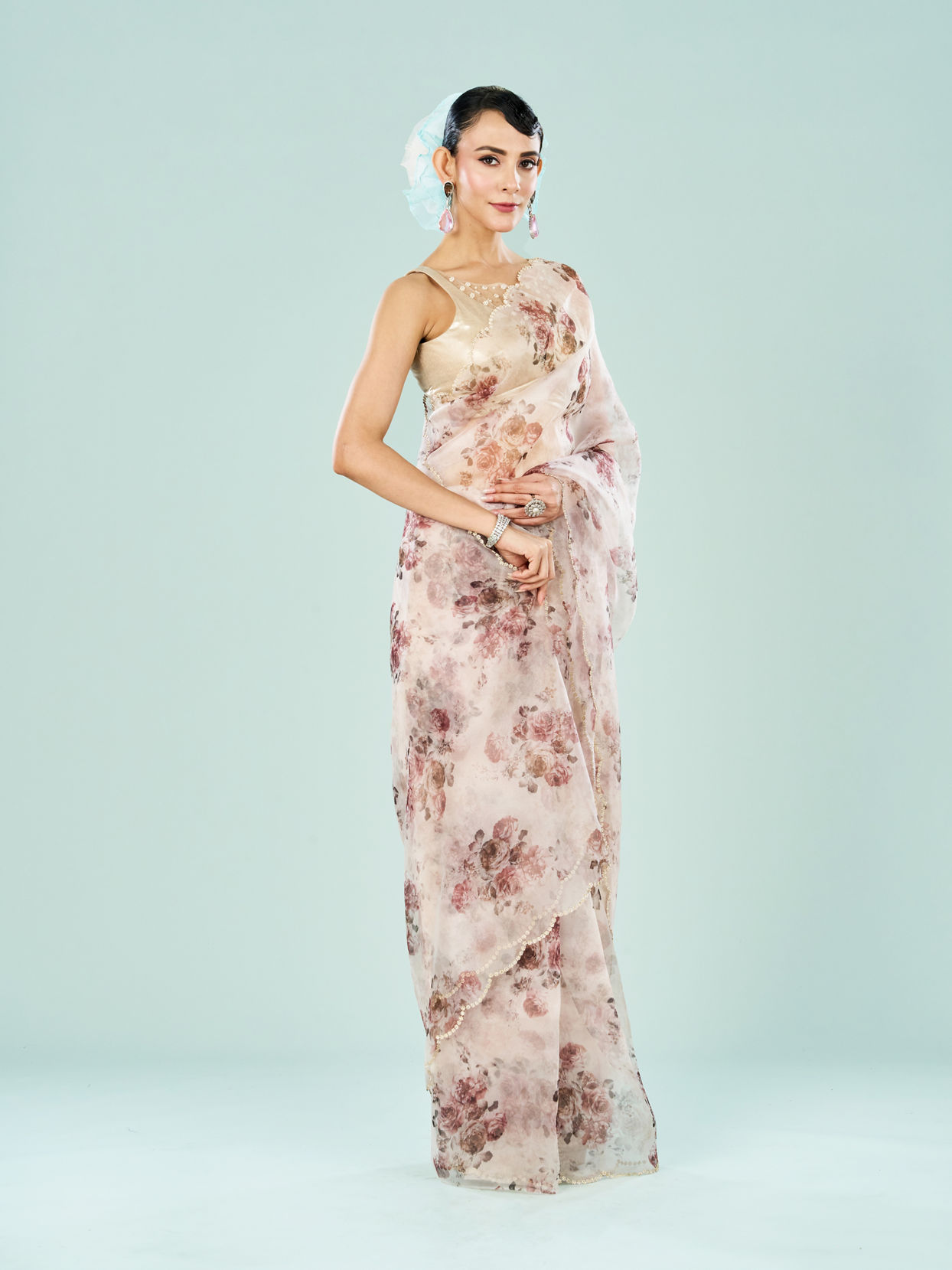 Mohey Women Organza Cream Radiance Saree