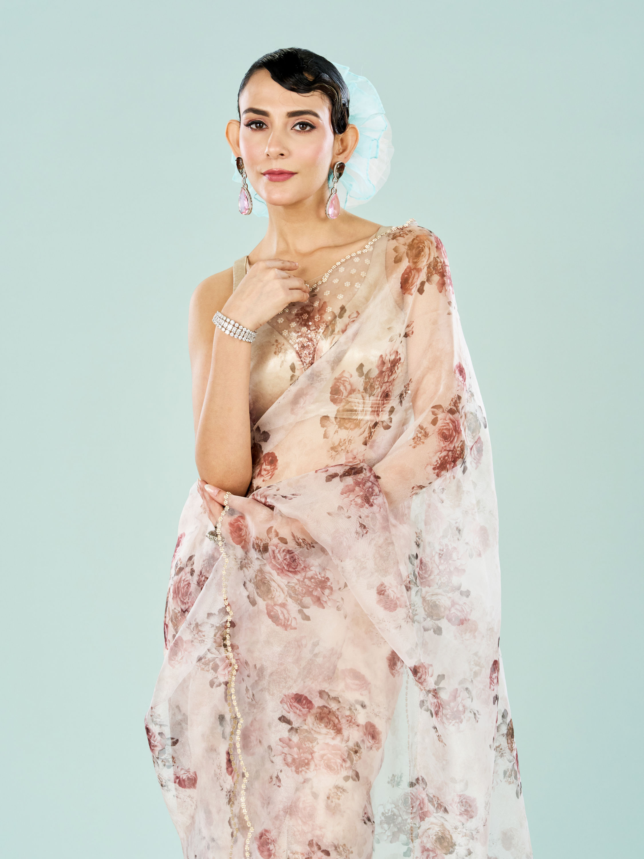 Mohey Women Organza Cream Radiance Saree