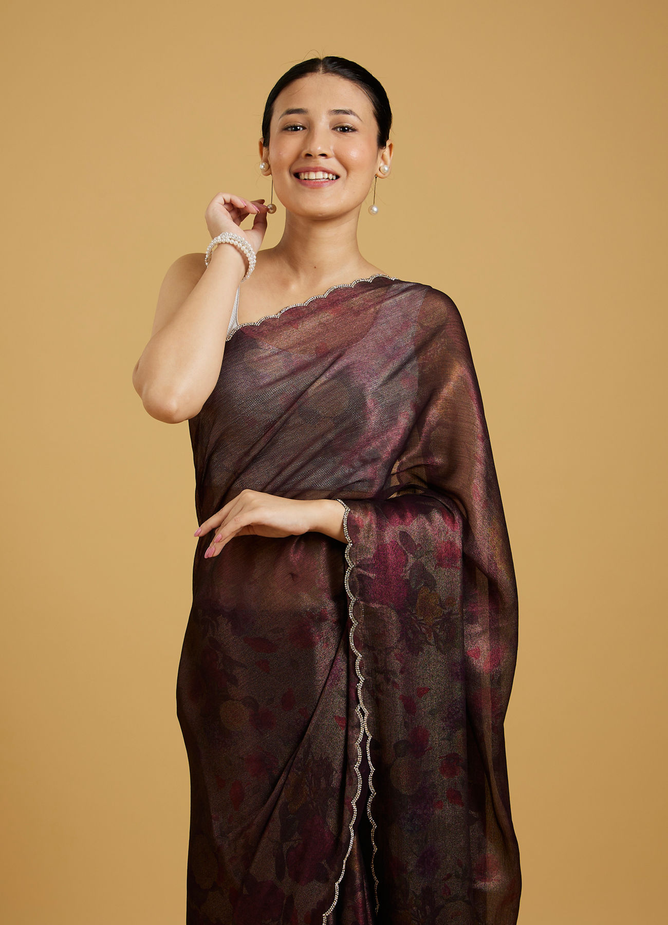 Mohey Women Enchant Wine Chinon Saree