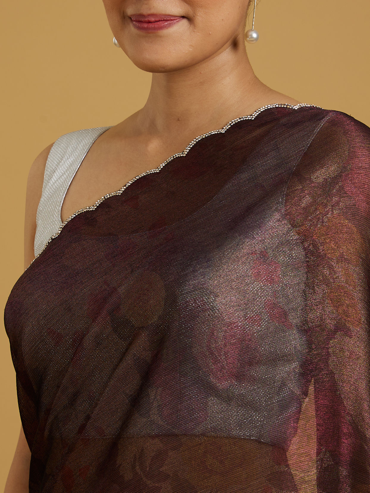 Mohey Women Enchant Wine Chinon Saree