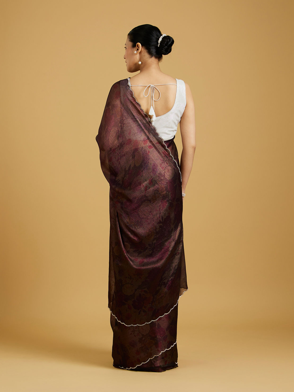 Mohey Women Enchant Wine Chinon Saree image number 4