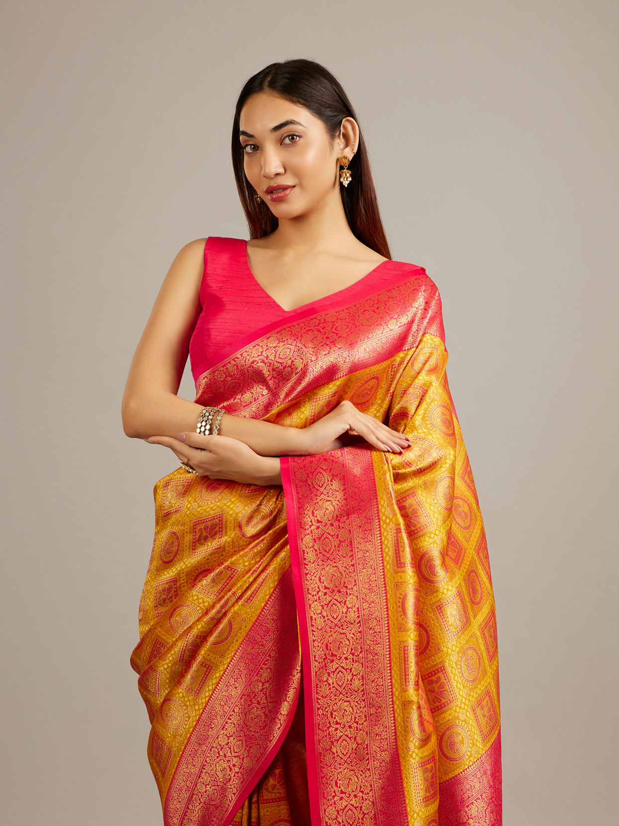 Mohey Women Mustard Yellow Jaal Patterned Saree with Square Motifs And Bel Buti Borders