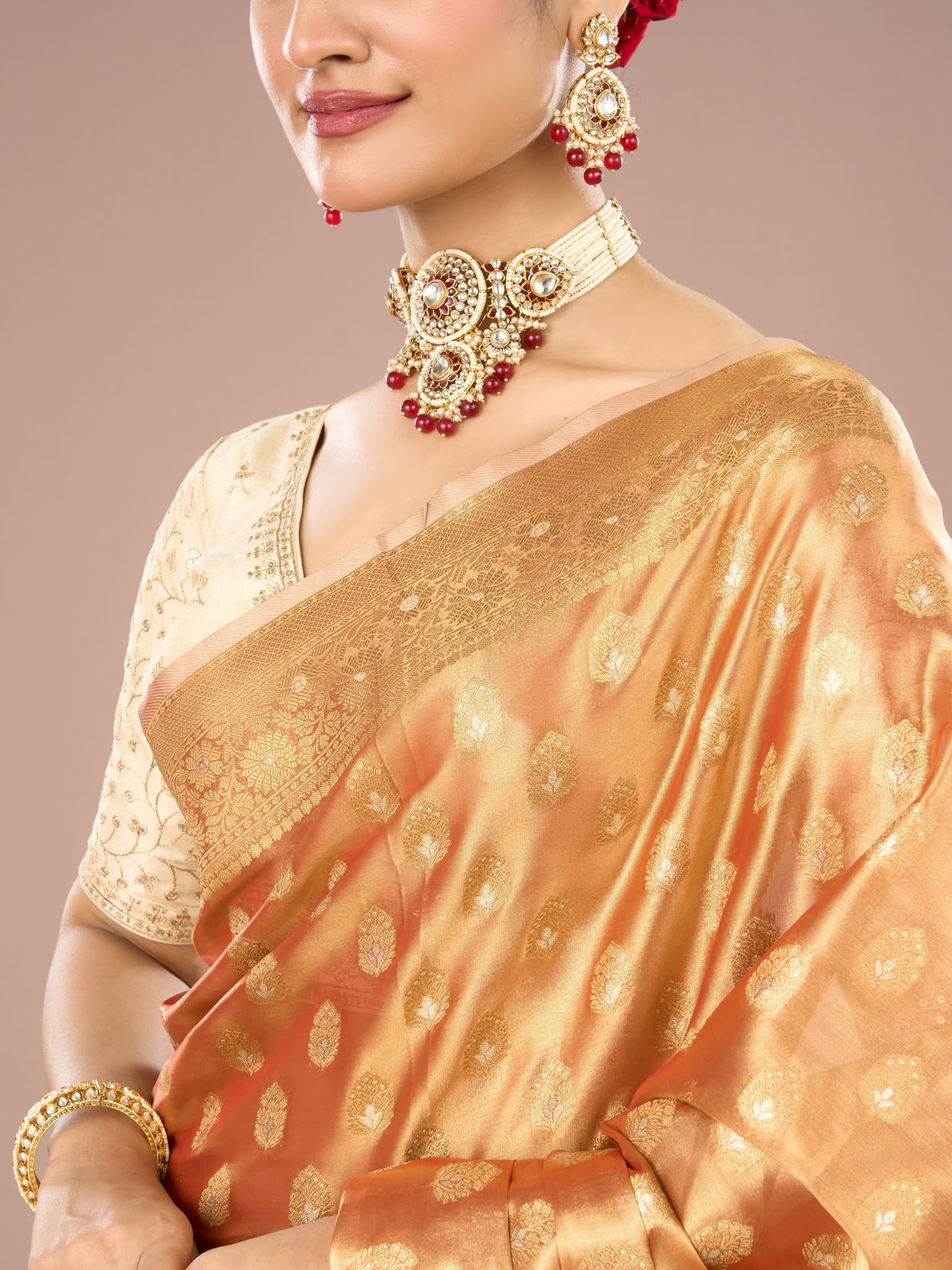Mohey Women Peach Bliss Traditional Saree