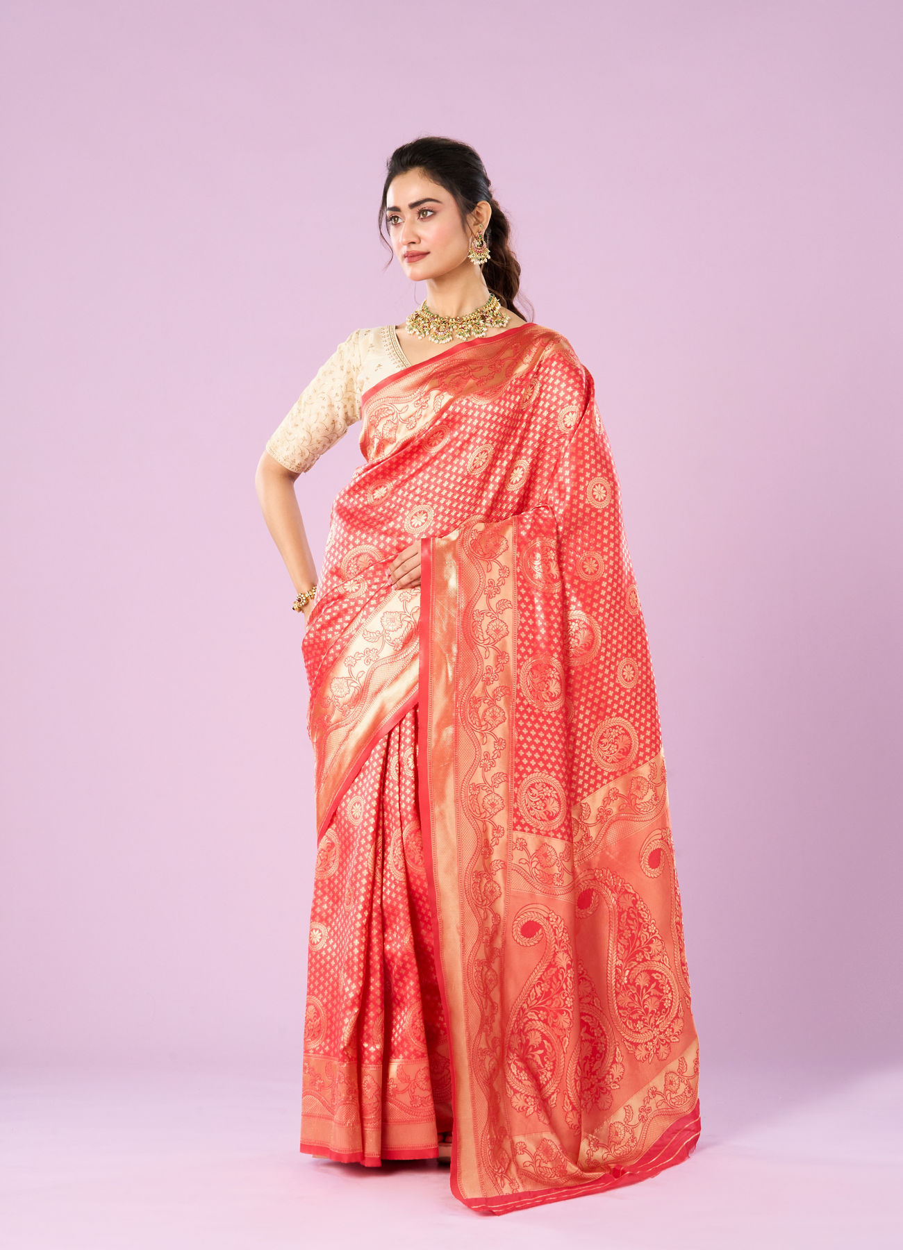 Mohey Women Pink Festive Delight Saree