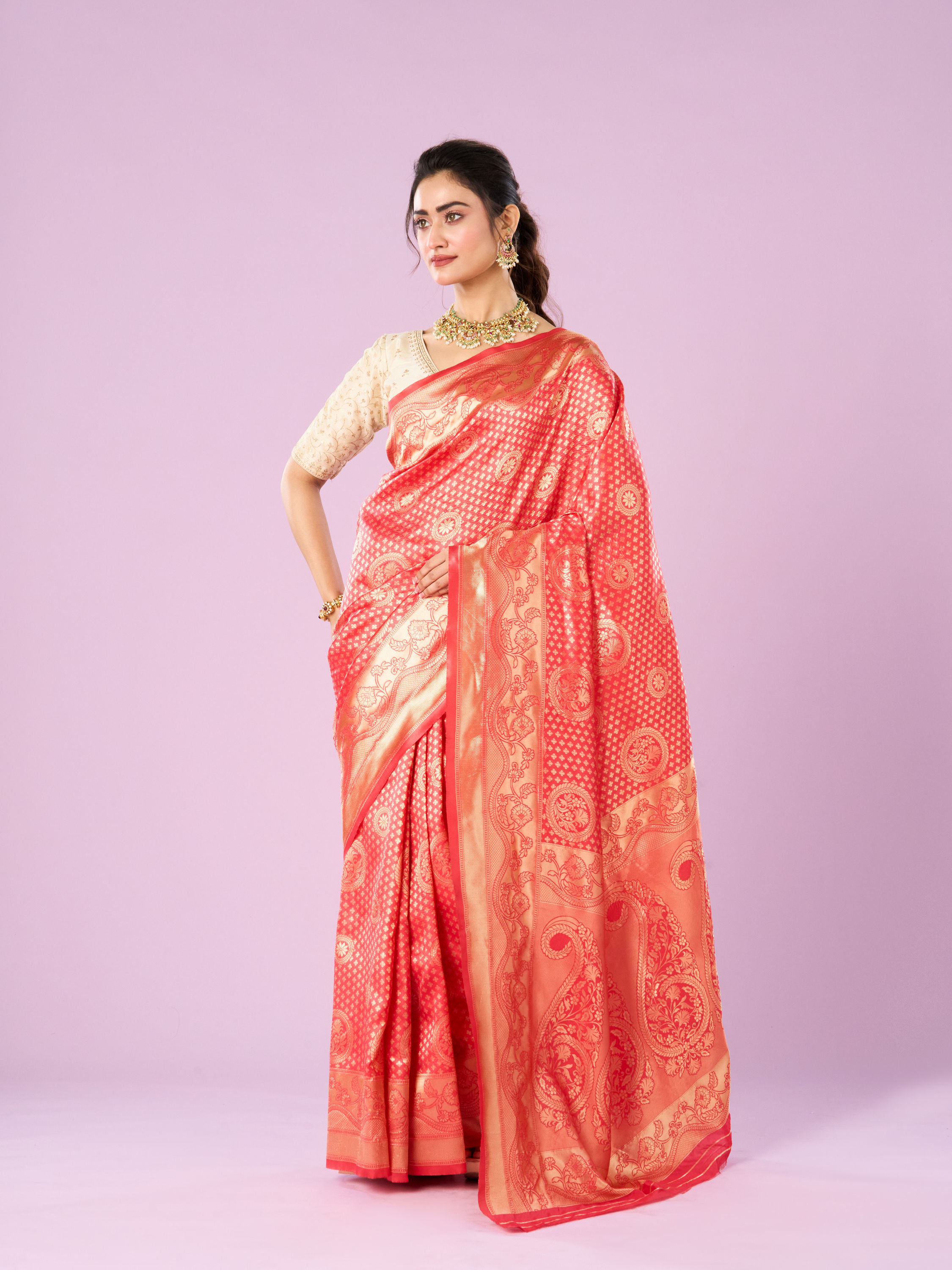 Mohey Women Pink Festive Delight Saree