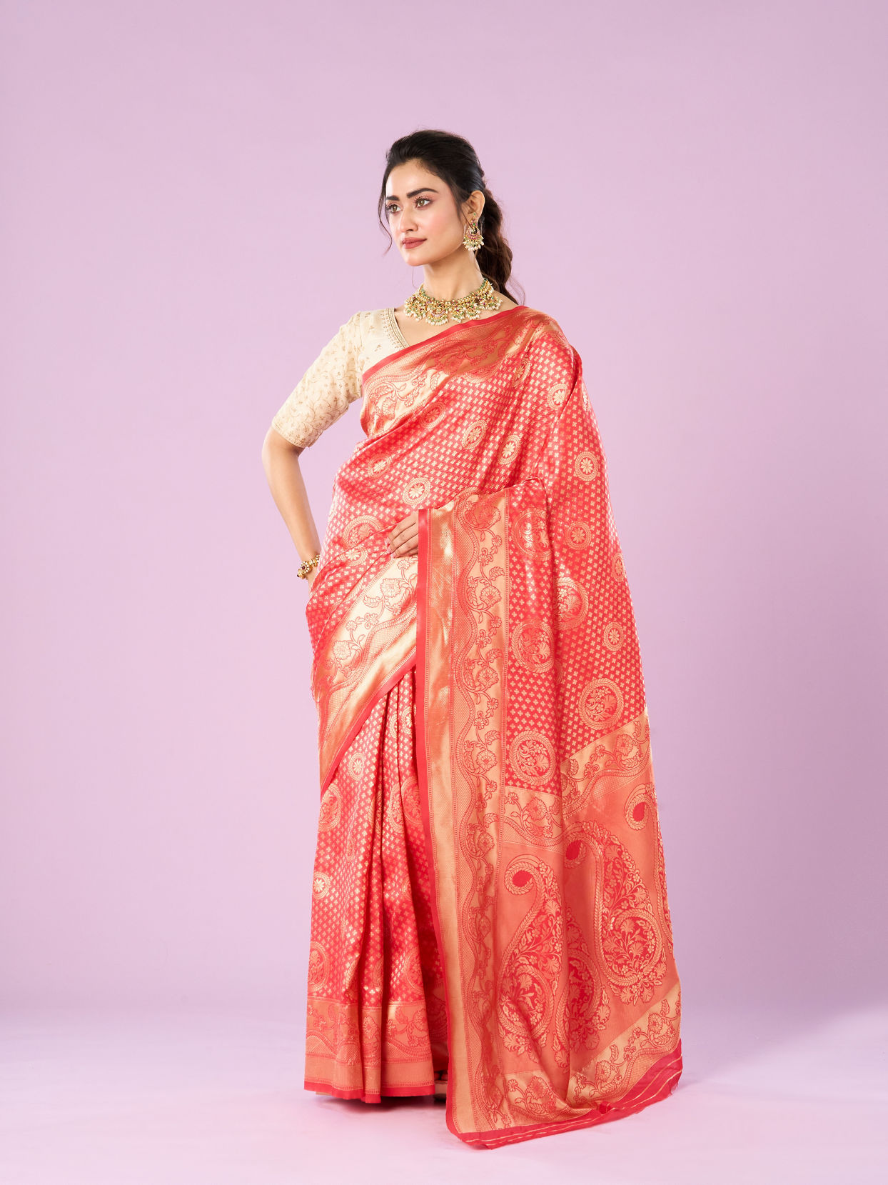 Mohey Women Pink Festive Delight Saree