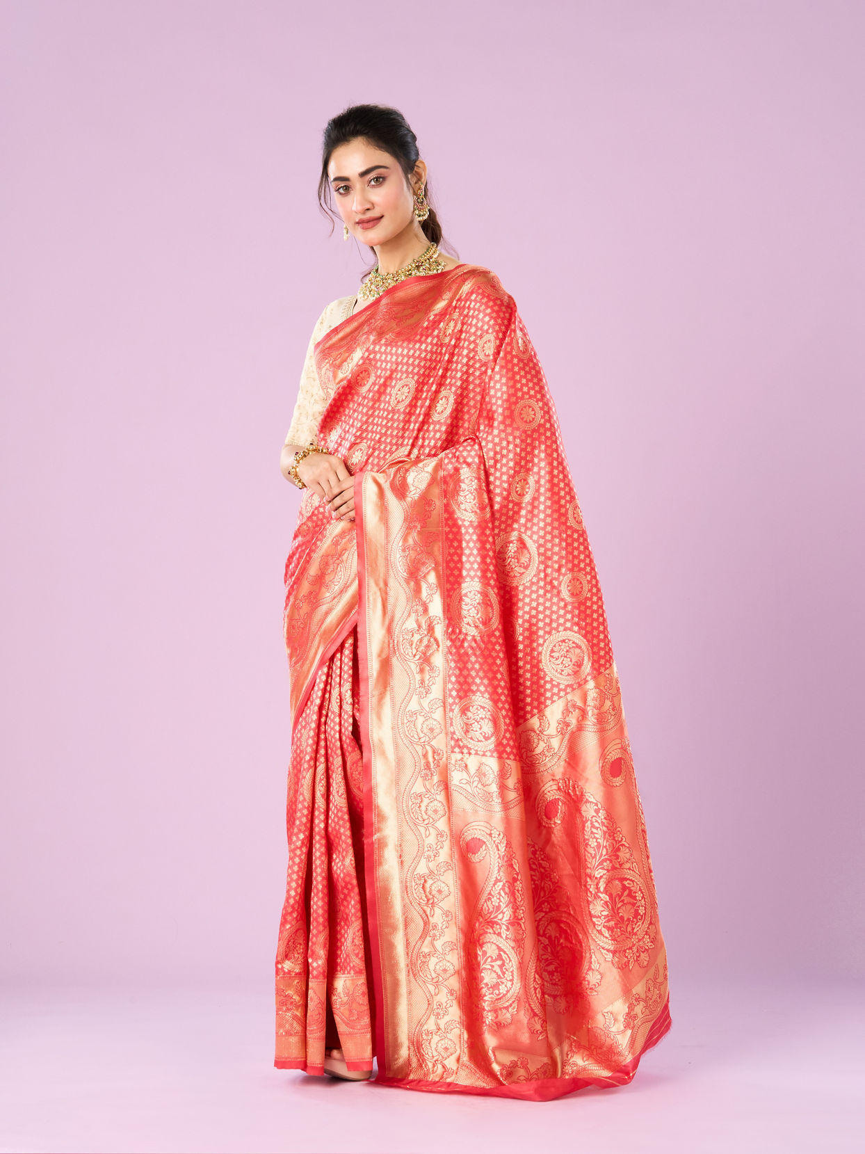 Mohey Women Pink Festive Delight Saree