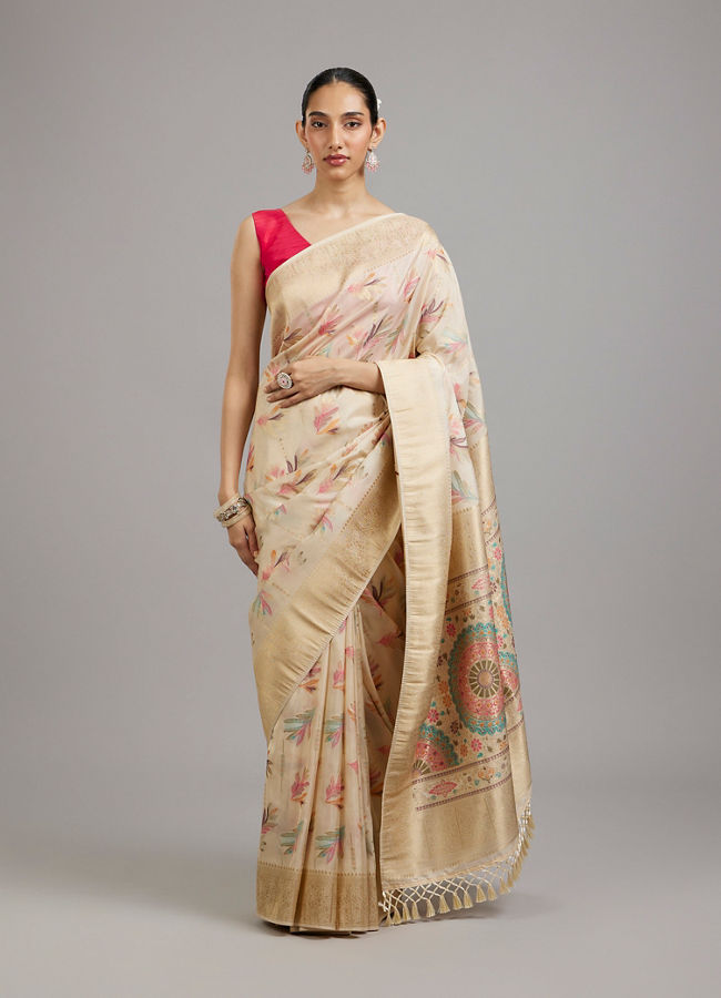 Mohey Women Cream Elegance Saree