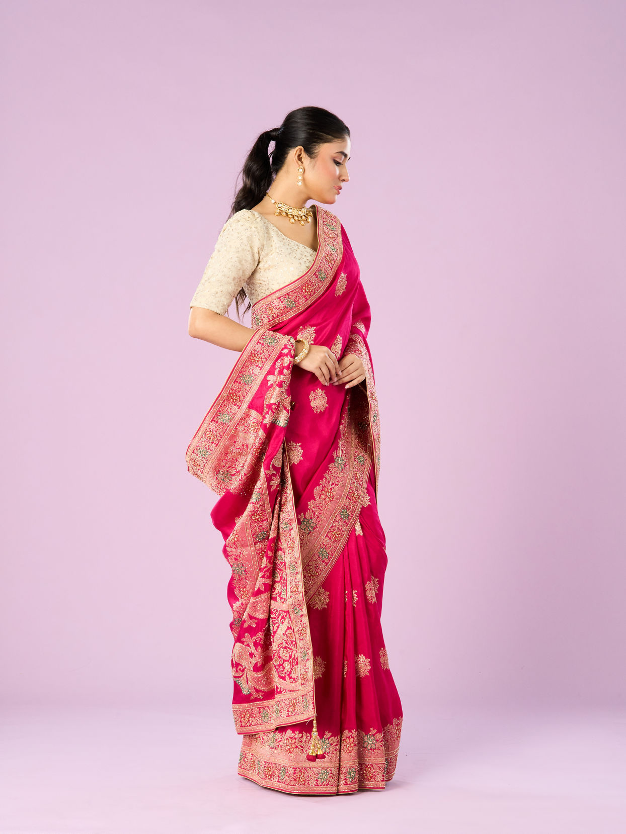 Mohey Women Gorgeous Pink Elegance Saree