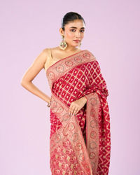 Mohey Women Pink Radiance Traditional Saree