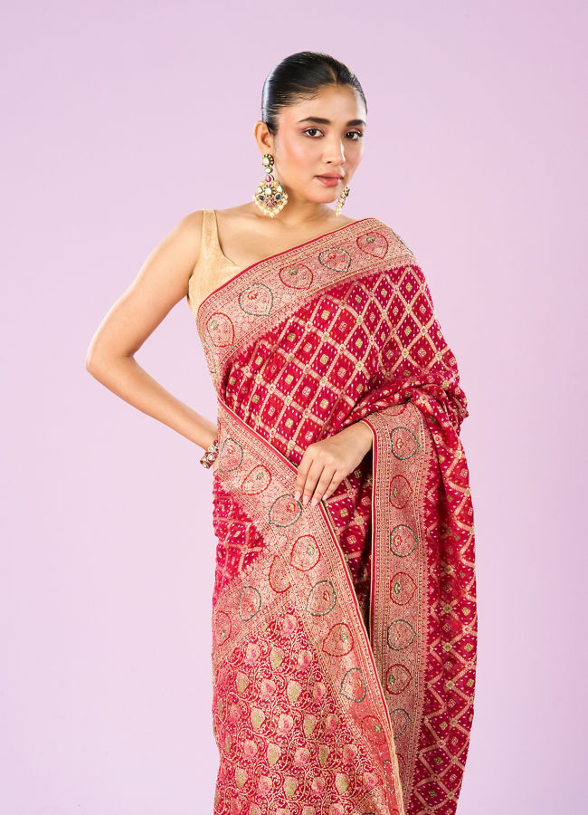 Mohey Women Pink Radiance Traditional Saree